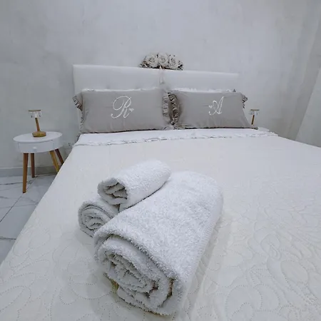 La Casetta Di Nanny B&B 나폴리