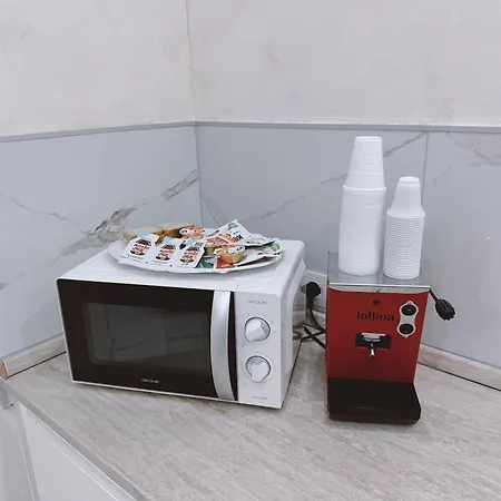 La Casetta Di Nanny Bed and Breakfast 4*